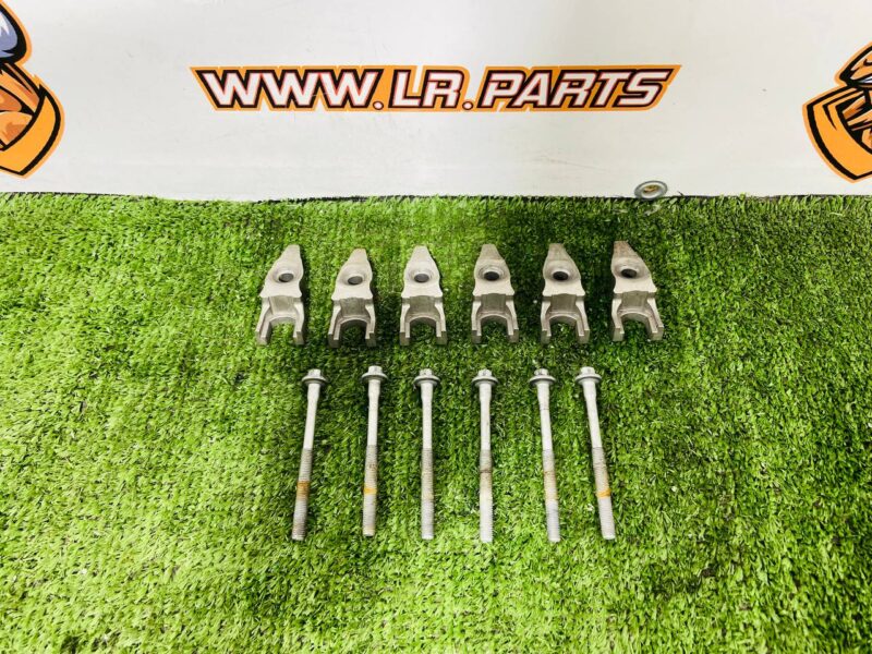 105123492 Injector bracket with bolt for Range Rover Sport L461 (2023-) Used cost  € in stock 6 pcs.