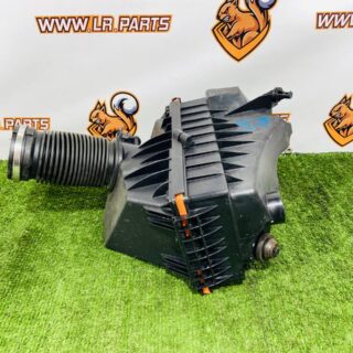 113123495 Right Air Filter Housing for Range Rover L460 (2023-) Used cost  € in stock 1 pcs.