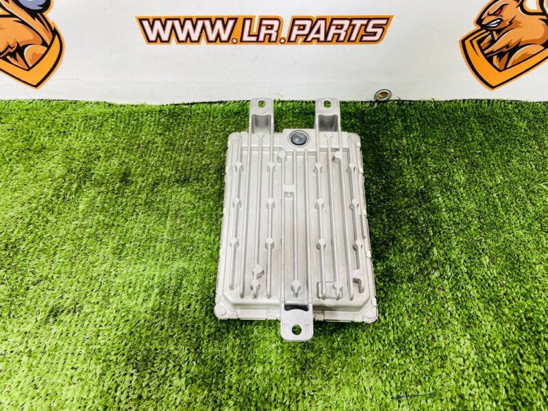 433123461 Voltage Converter for Range Rover L460 (2023-) Used cost 455 € in stock 1 pcs.