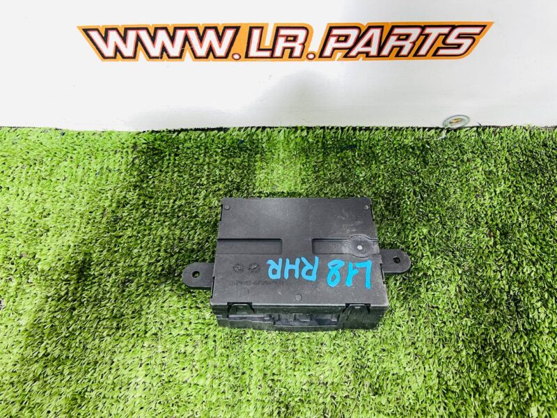 524123483 Driver's Side Rear Door Control Unit for Range Rover Sport L461 (2023-) Used cost 309,06 € in stock 1 pcs.