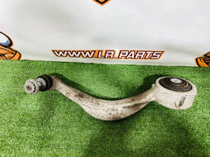 602123513 Front lower right lever Range Rover Sport L461 (2023-) Used cost  € in stock 1 pcs.