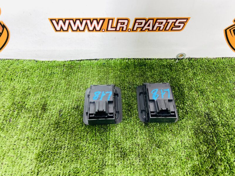 LR081324 Range Rover L460 (2023-) Used Rear Seat Adjustment Buttons cost  € in stock 2 pcs.