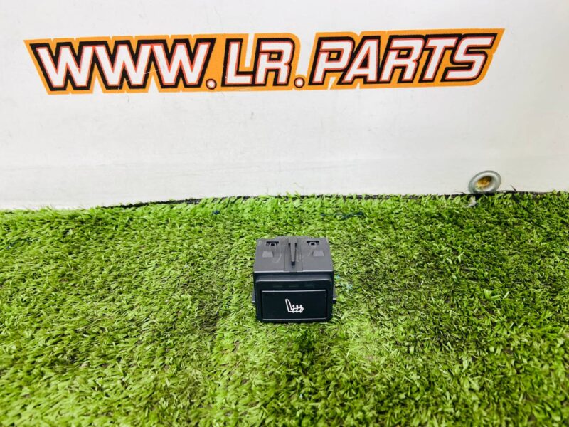 LR081326 Range Rover L460 (2023-) Used Seat Heater Switch cost  € in stock 1 pcs.