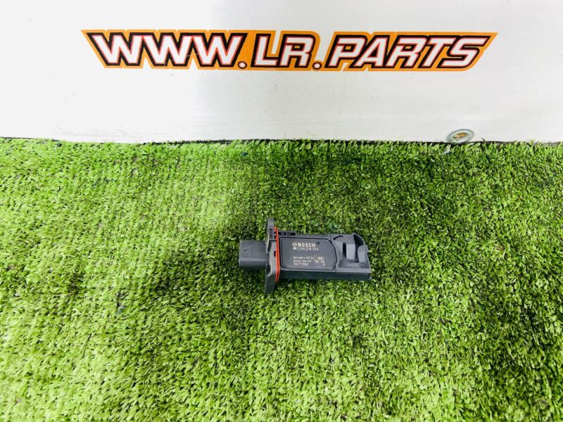 LR093998 Air flow meter 2.0IE Land Rover Discovery 5 L462 (2017-) Used cost 70 € in stock 1 pcs.