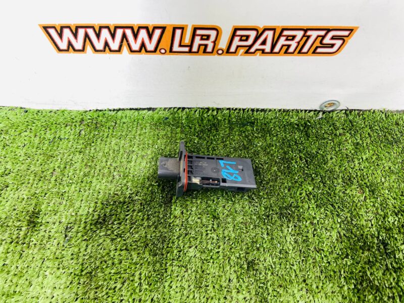 LR093998 Air flow meter 2.0IE Land Rover Discovery 5 L462 (2017-) Used cost 70 € in stock 1 pcs.