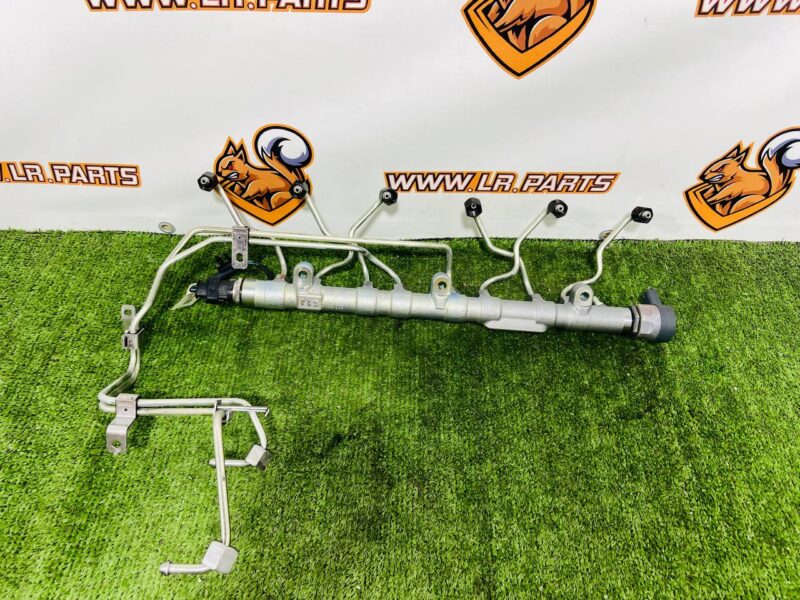 LR125514 Fuel Rail Range Rover Sport L494 (2014-2022) Used cost 100 € in stock 2 pcs.