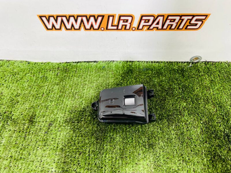 LR139833 Left Steering Wheel Switch Range Rover L460 (2023-) Used cost  € in stock 1 pcs.