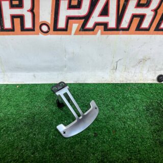 LR139905 Paddle shift right Range Rover Velar L560 (2018-) used cost  € in stock 1 pcs.