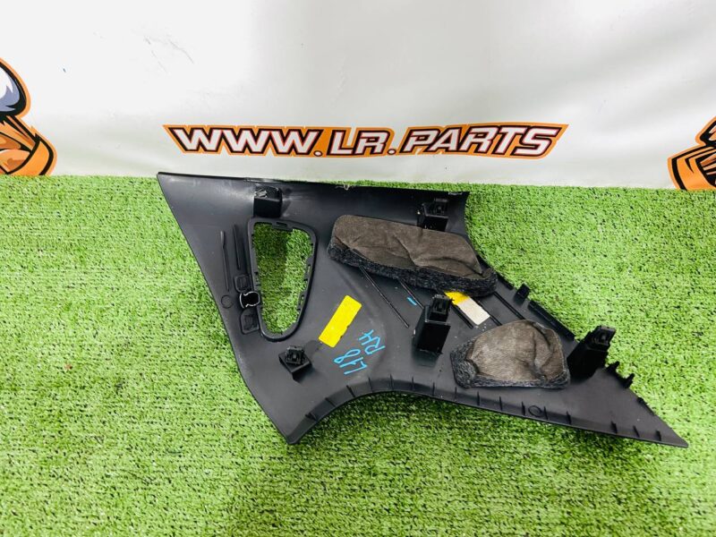 LR151763 Right Rear Pillar Trim for Range Rover L460 (2023-) Used cost 95 € in stock 1 pcs.
