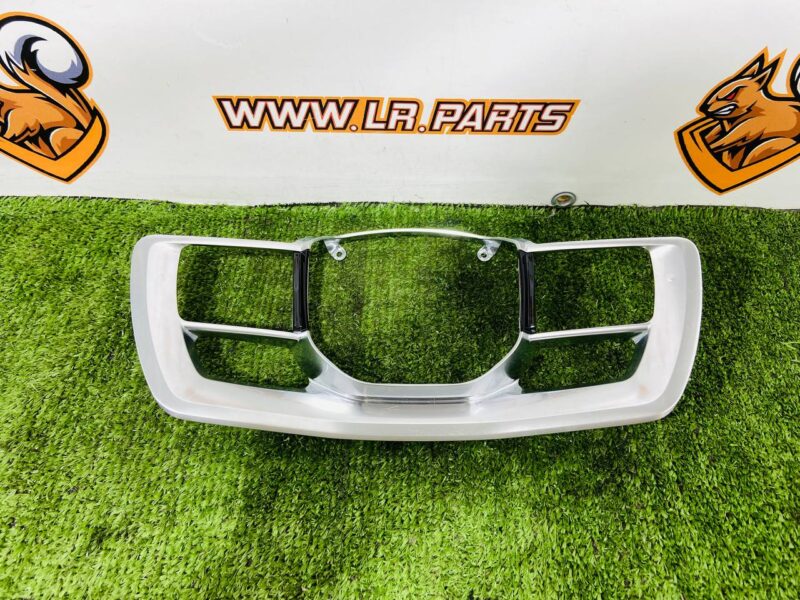 LR152163 Steering wheel trim for Range Rover L460 (2023-) Used cost  € in stock 1 pcs.
