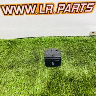 LR152336 Trunk lid release button for Range Rover Sport L461 (2023-) Used"" cost  € in stock 2 pcs.