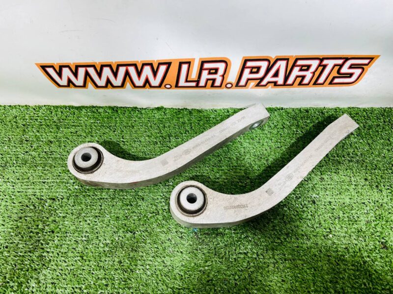 LR152928 Rear stabilizer bar stand for Range Rover L460 (2023-) Used cost 90 € in stock 2 pcs.