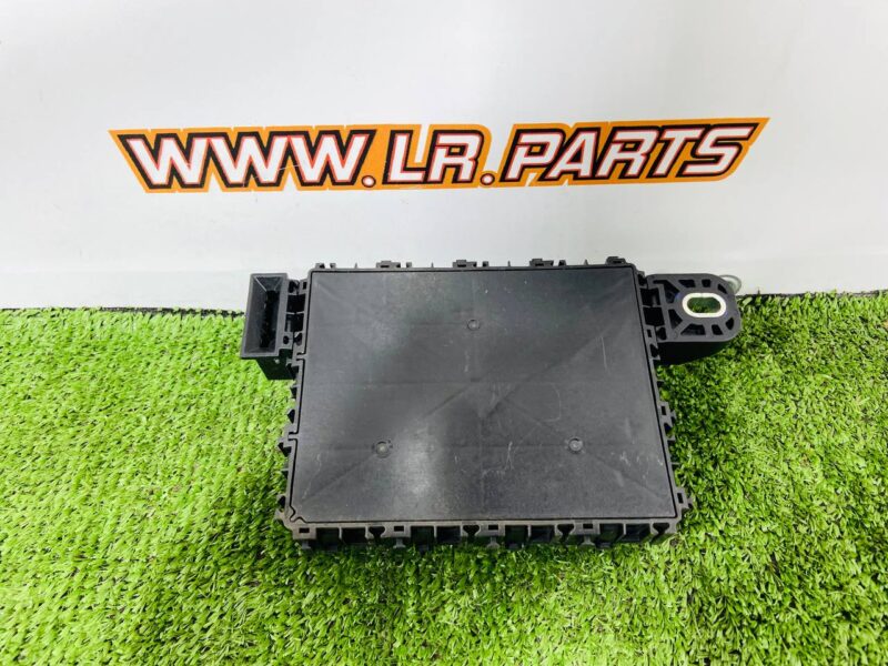 LR153004 Fuse Box Range Rover Sport L461 (2023-) Used cost 306,25 € in stock 1 pcs.