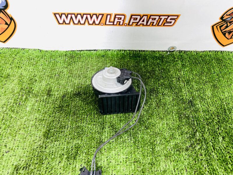 LR153017 Sound signal, two-tone for Range Rover Sport L461 (2023-) Used cost 50 € in stock 1 pcs.