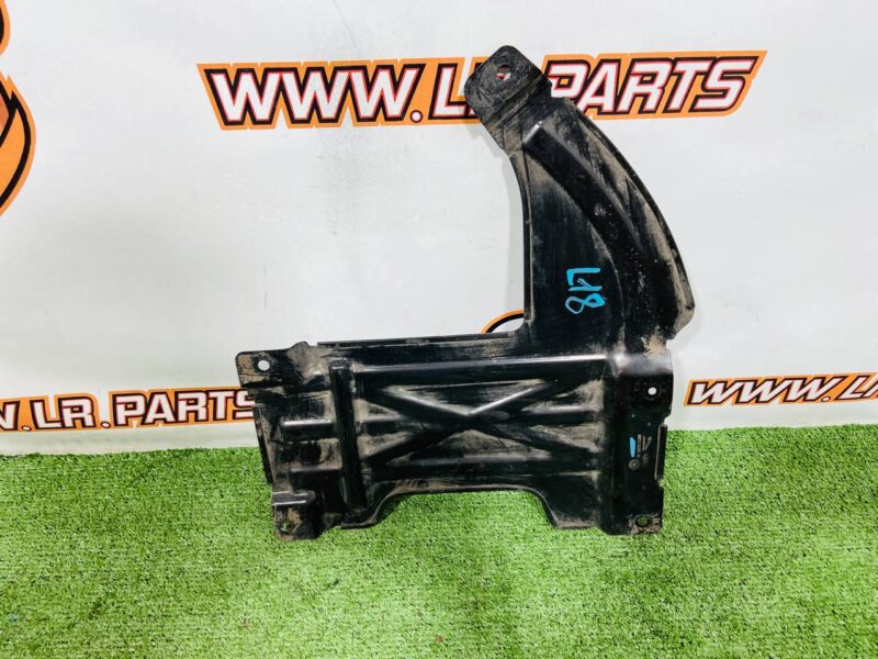 LR153593 Rear Centre Underbody Protection for Range Rover L460 (2023-) Used cost 155 € in stock 1 pcs.