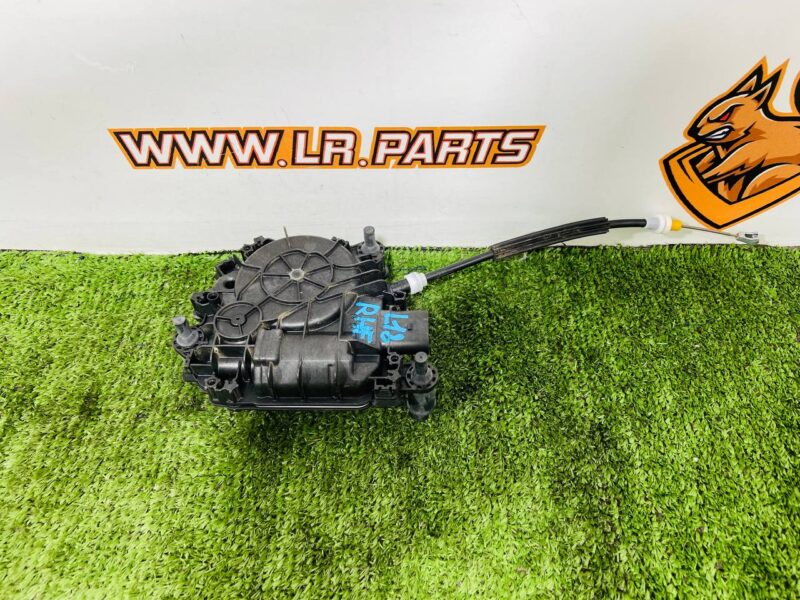 LR153875 Front door actuator for Range Rover L460 (2023-) used cost 140 € in stock 2 pcs.