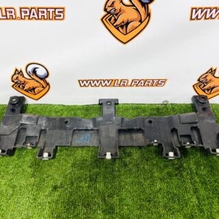 LR154581 Central rear bumper bracket Range Rover L460 (2023-) Used cost  € in stock 1 pcs.