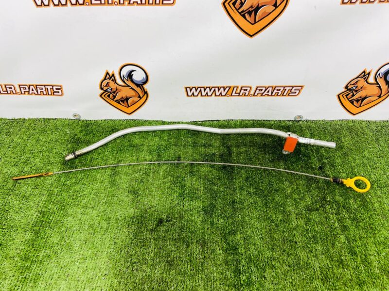 LR157081 Oil Level Dipstick for 3.0D Range Rover Sport L461 (2023-) Used cost  € in stock 1 pcs.