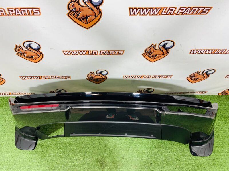 LR157972 Rear bumper assembly for Range Rover L460 (2023-) Used cost  € in stock 1 pcs.