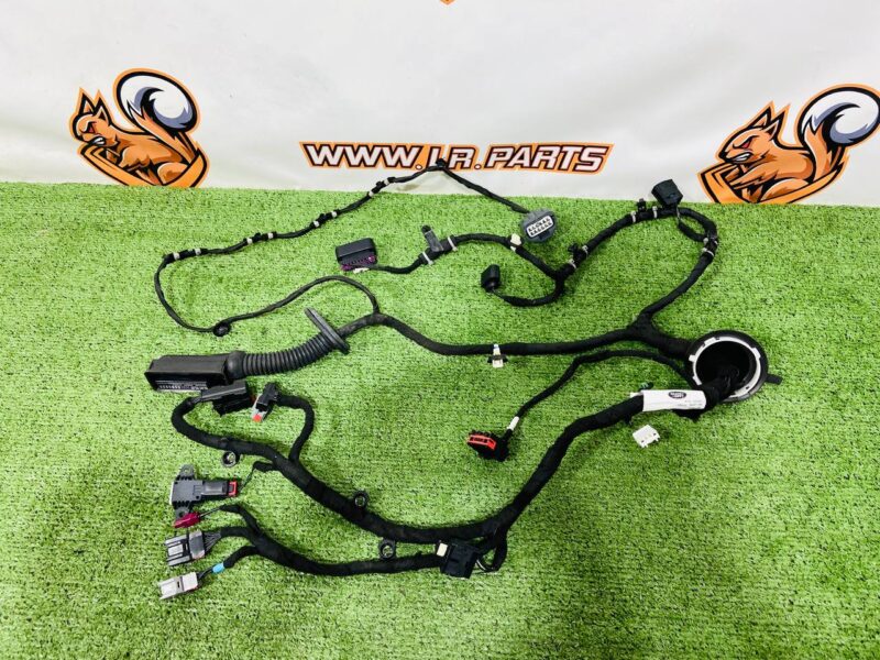 LR158049 Front Right Door Wiring for Range Rover L460 (2023-) Used cost 250 € in stock 1 pcs.