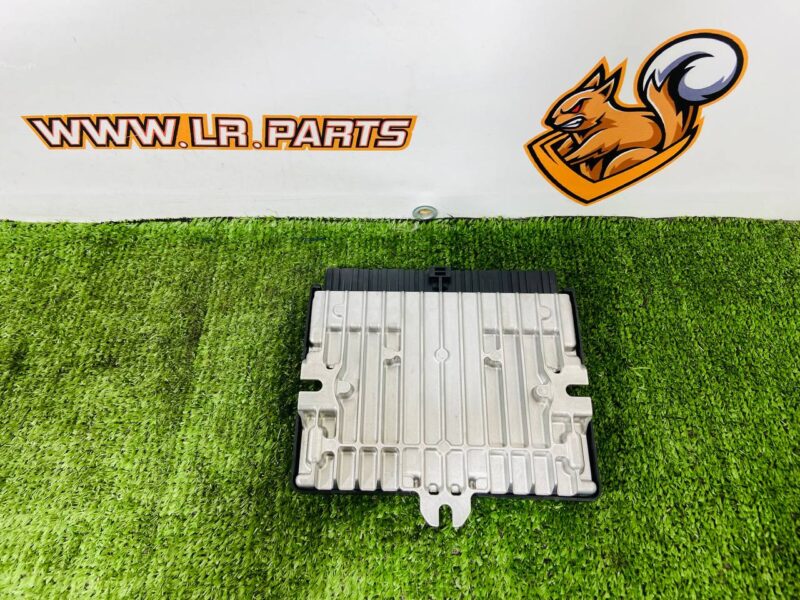 LR159425 Ecu Module Range Rover L460 (2023-) Used cost 355 € in stock 1 pcs.