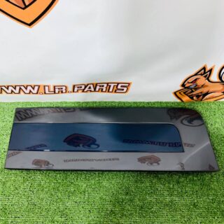 LR159782 Front left door molding for Range Rover L460 (2023-) Used cost 100 € in stock 1 pcs.