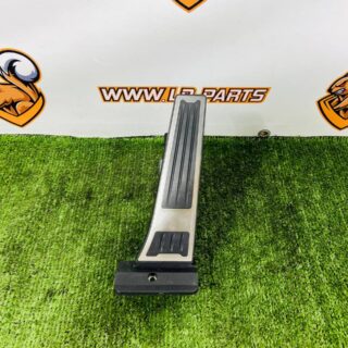 LR163180 Gas pedal assembly electric Range Rover L460 (2023-) Used cost 200 € in stock 1 pcs.