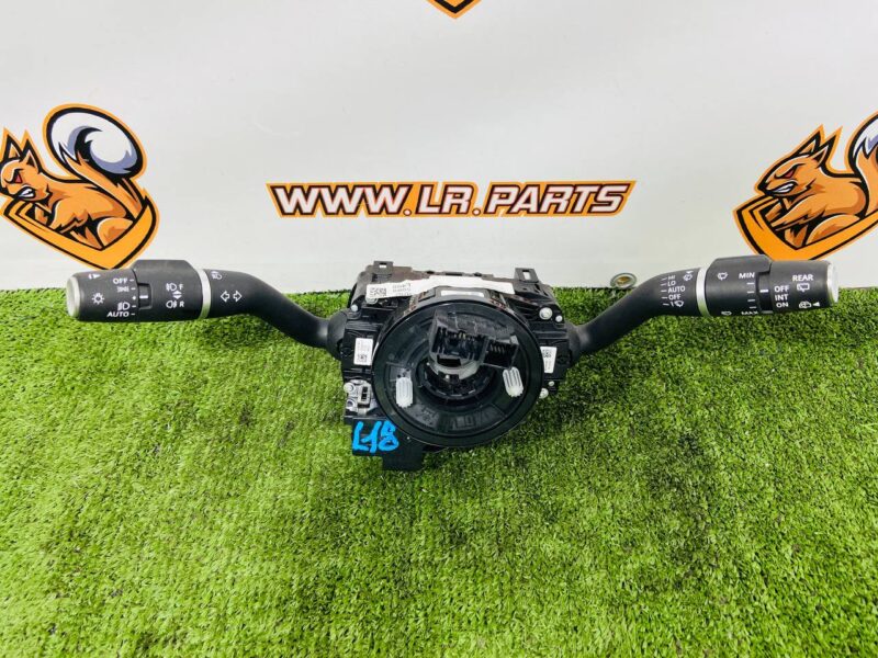 LR163540 Steering wheel switch assembly for Range Rover L460 (2023-) Used cost  € in stock 1 pcs.