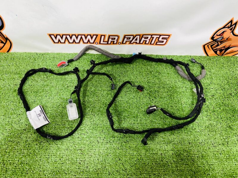 LR176428 Front Right Door Wiring for Range Rover L460 (2023-) Used cost 250 € in stock 1 pcs.