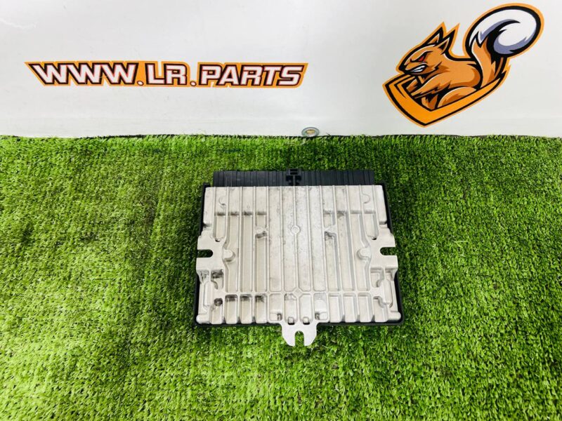 LR177609 Ecu Range Rover L460 Module (2023-) Used cost 400 € in stock 1 pcs.