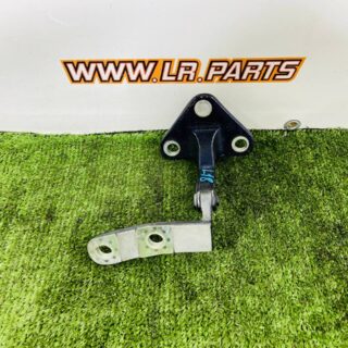 LR181425 Right lower trunk lid loop Range Rover L460 (2023-) Used cost  € in stock 1 pcs.