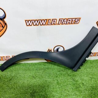 LR182595 Rear right wheel arch molding for Range Rover L460 (2023-) Used cost  € in stock 1 pcs.