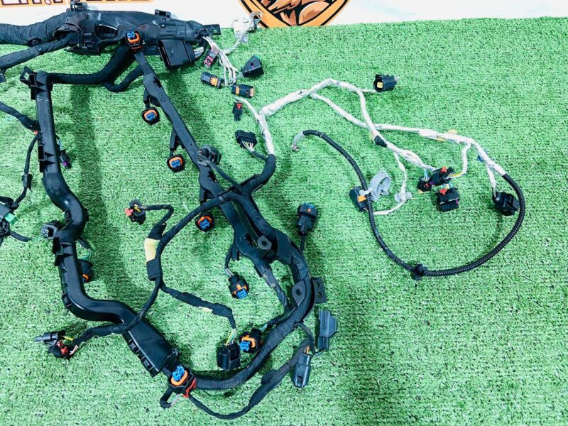 LR185230 Engine wiring harness 3.0D Range Rover Sport L461 (2023-) Used cost  € in stock 1 pcs.