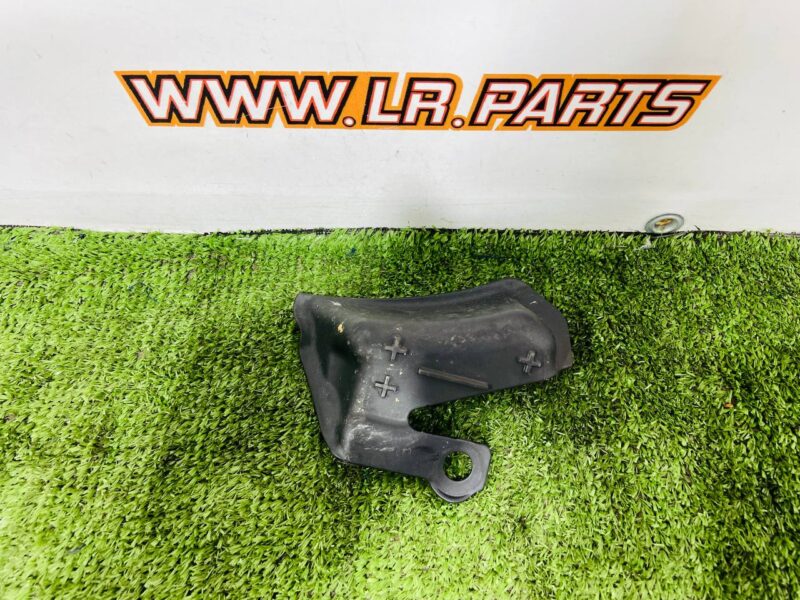 523123472 Left hood molding Range Rover L460 (2023-) Used cost  € in stock 1 pcs.