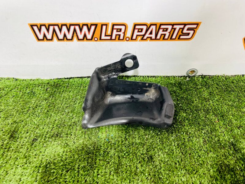 523123472 Left hood molding Range Rover L460 (2023-) Used cost  € in stock 1 pcs.