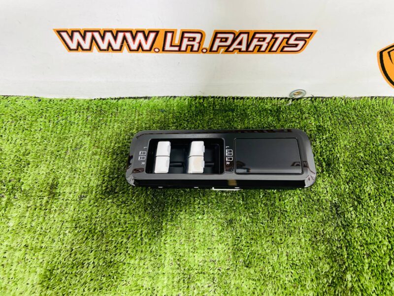 526123582 Seat electric adjustment switch Range Rover L460 (2023-) Used cost  € in stock 1 pcs.