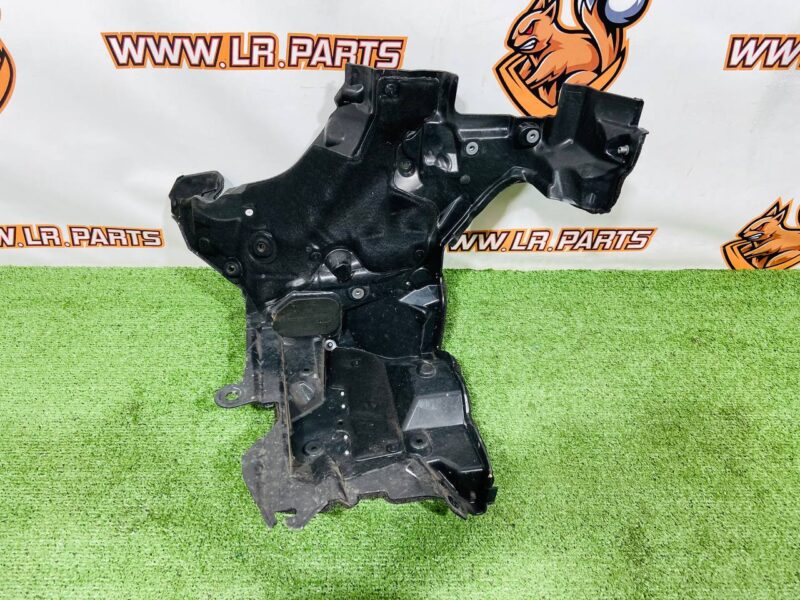 527123580 Left Engine Compartment Insulator Range Rover L460 (2023-) Used cost  € in stock 1 pcs.