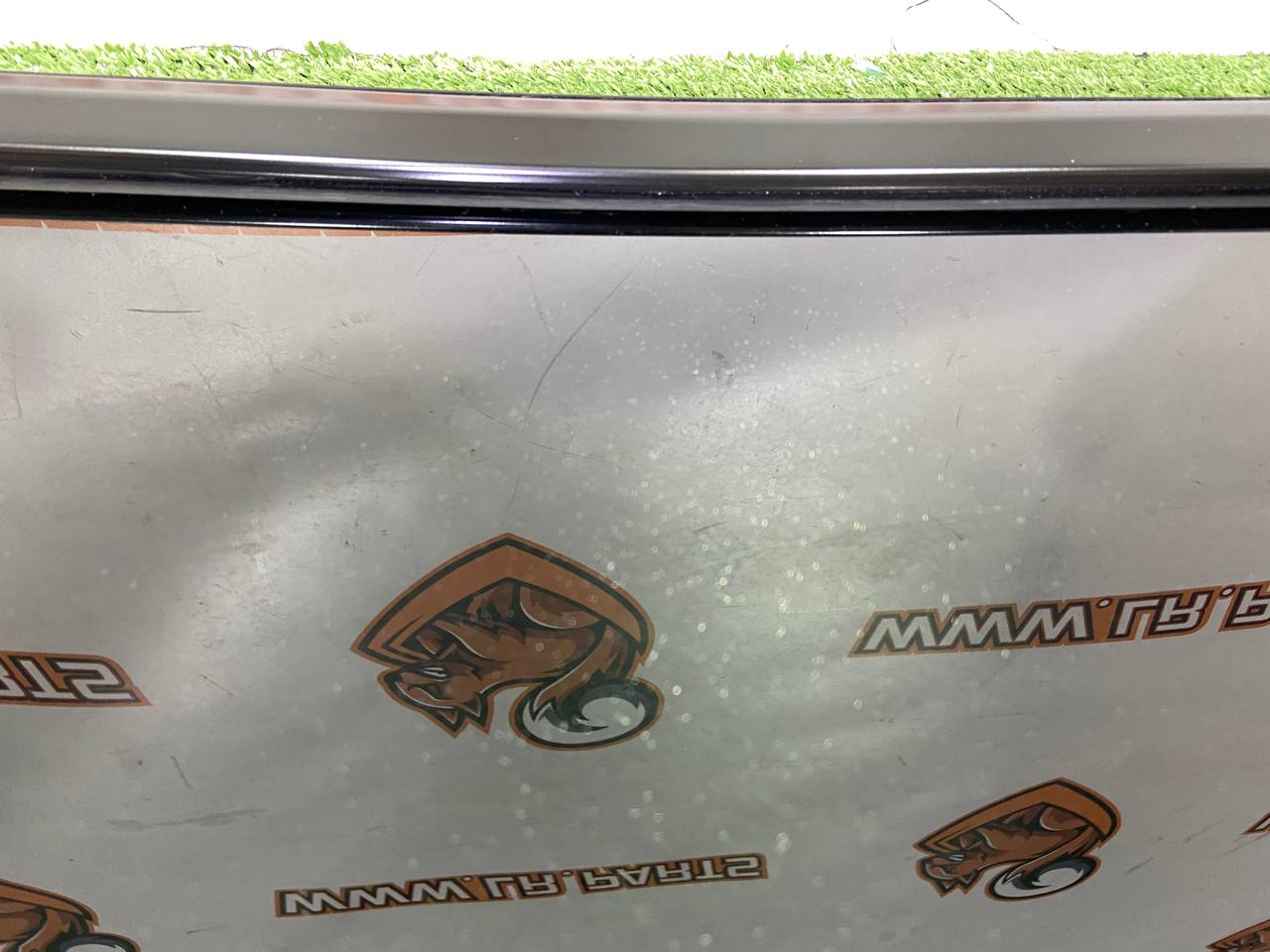LR093995 Panoramic roof glass Range Rover Velar L560 (2018-) Used - Image 16