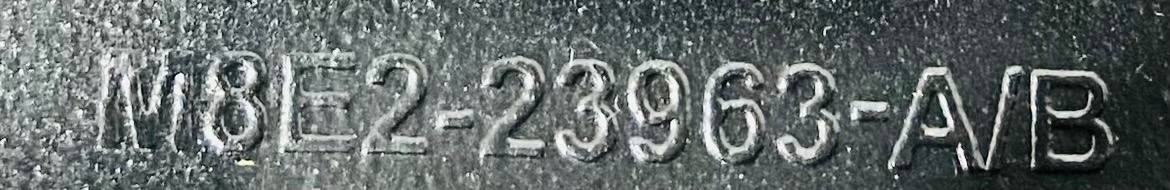 LR150514 Interior finishing of the front left door of Range Rover L460 (2023-) Used cost € in stock 1 pcs.