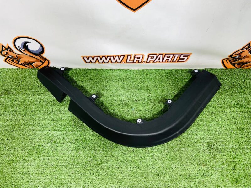 LR151521 Interior trim molding of the front right door Range Rover L460 (2023-) Used cost  € in stock 1 pcs.