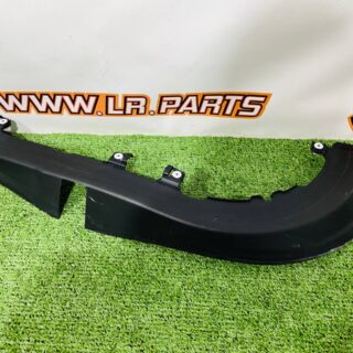LR151574 Interior trim molding of the right rear door of Range Rover L460 (2023-) used cost  € in stock 1 pcs.