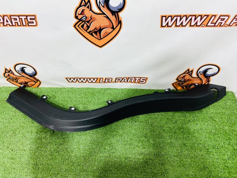 LR151578 Interior trim molding for the rear right door of Range Rover L460 (2023-) Used cost  € in stock 1 pcs.