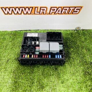 LR152816 Fuse box Range Rover L460 (2023-) Used cost  € in stock 1 pcs.