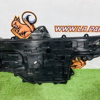 LR153077 Rear left door trim panel for Range Rover L460 (2023-) Used cost  € in stock 1 pcs.