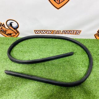 LR153206 Hood seal Range Rover L460 (2023-) Used cost  € in stock 1 pcs.