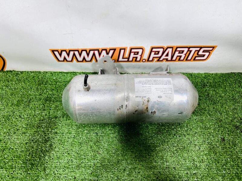 LR153320 Left Range Rover L460 (2023-) Air Suspension Tank Used cost  € in stock 1 pcs.
