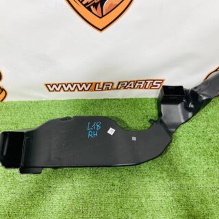 LR153634 Right air duct Range Rover L460 (2023-) Used cost  € in stock 1 pcs.