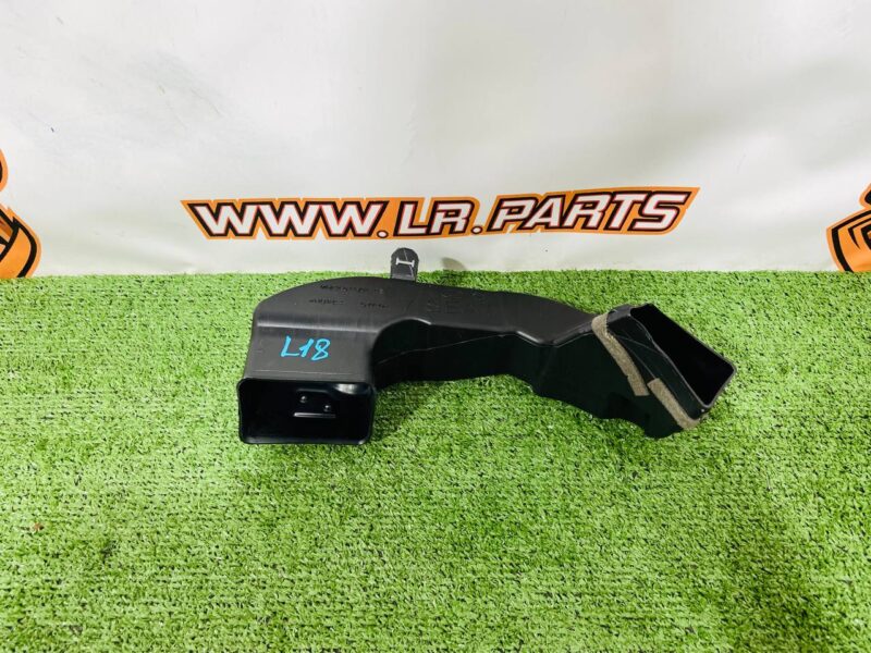 LR153639 Air duct Range Rover L460 (2023-) Used cost  € in stock 1 pcs.