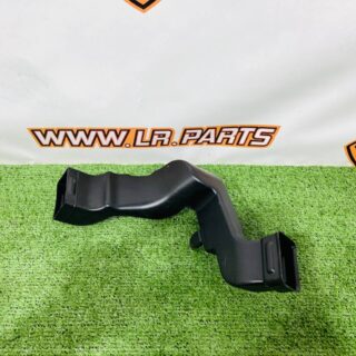 LR153801 Air duct right Range Rover L460 (2023-) Used cost  € in stock 1 pcs.