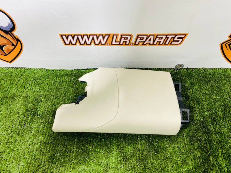 LR154550 Instrument Panel Molding Range Rover L460 (2023-) Used cost  € in stock 1 pcs.
